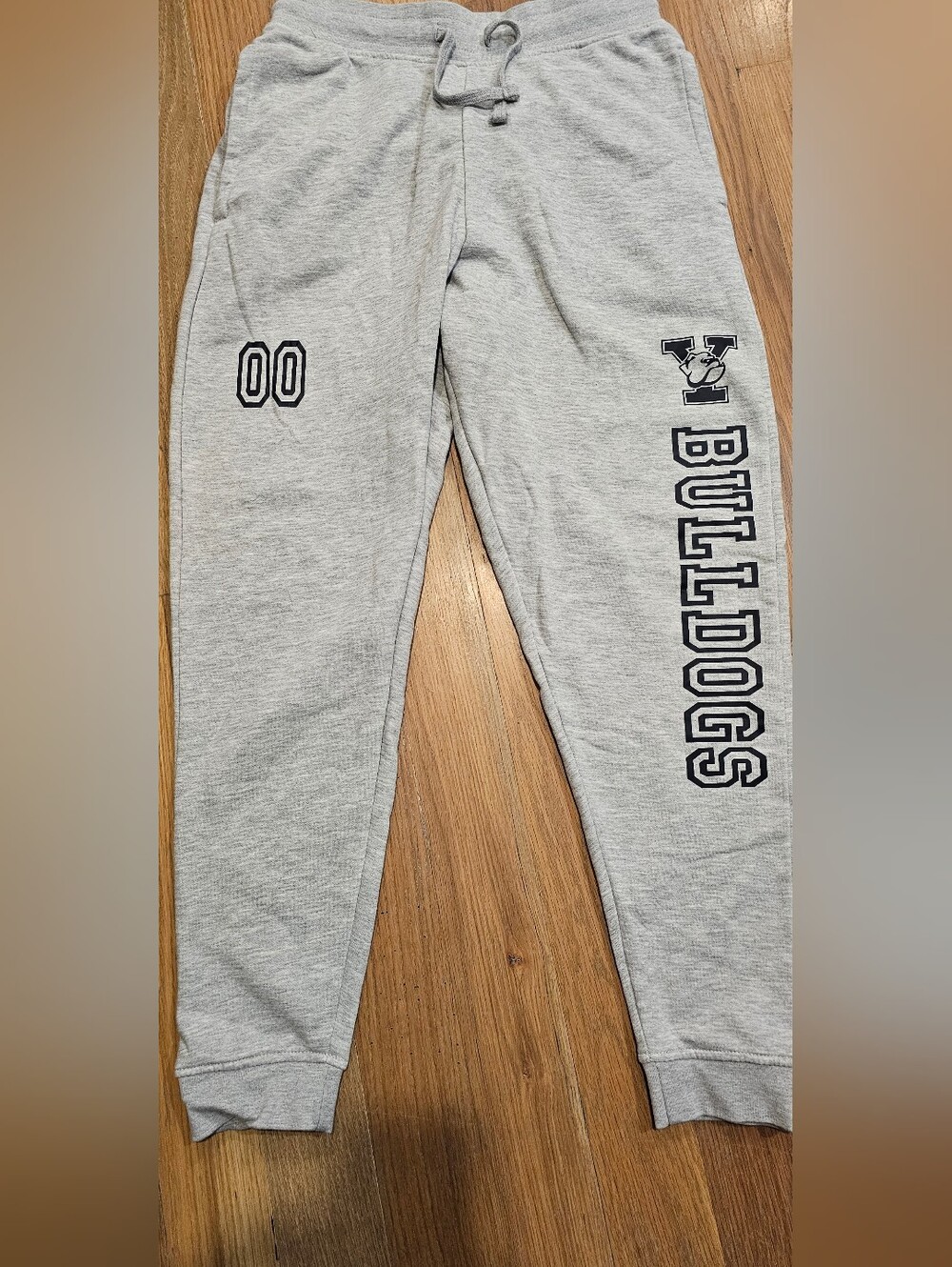 Yale Bulldogs joggers by District, size M 🐾 Heather grey
